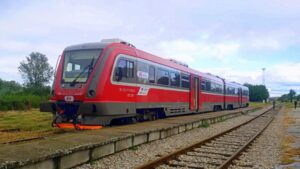 Ruski voz ulazi u Sabac 2016.